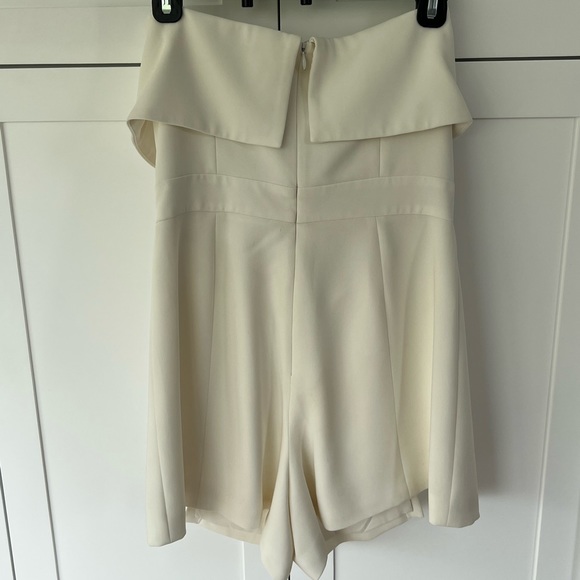 Alexis Mini Romper, size M - Picture 4 of 4